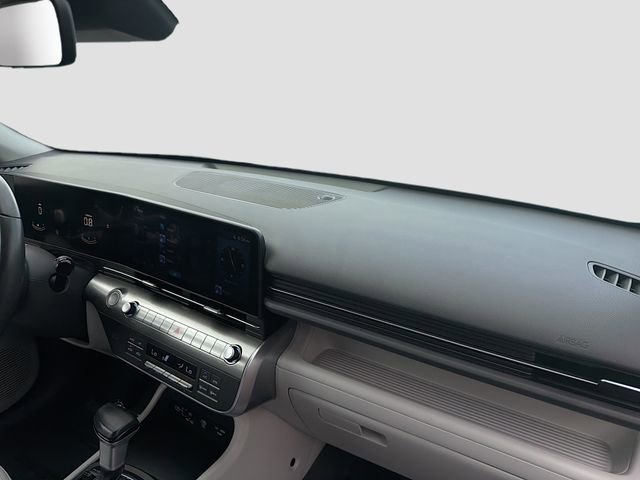 Certified 2025 Hyundai Kona SEL FWD image 28