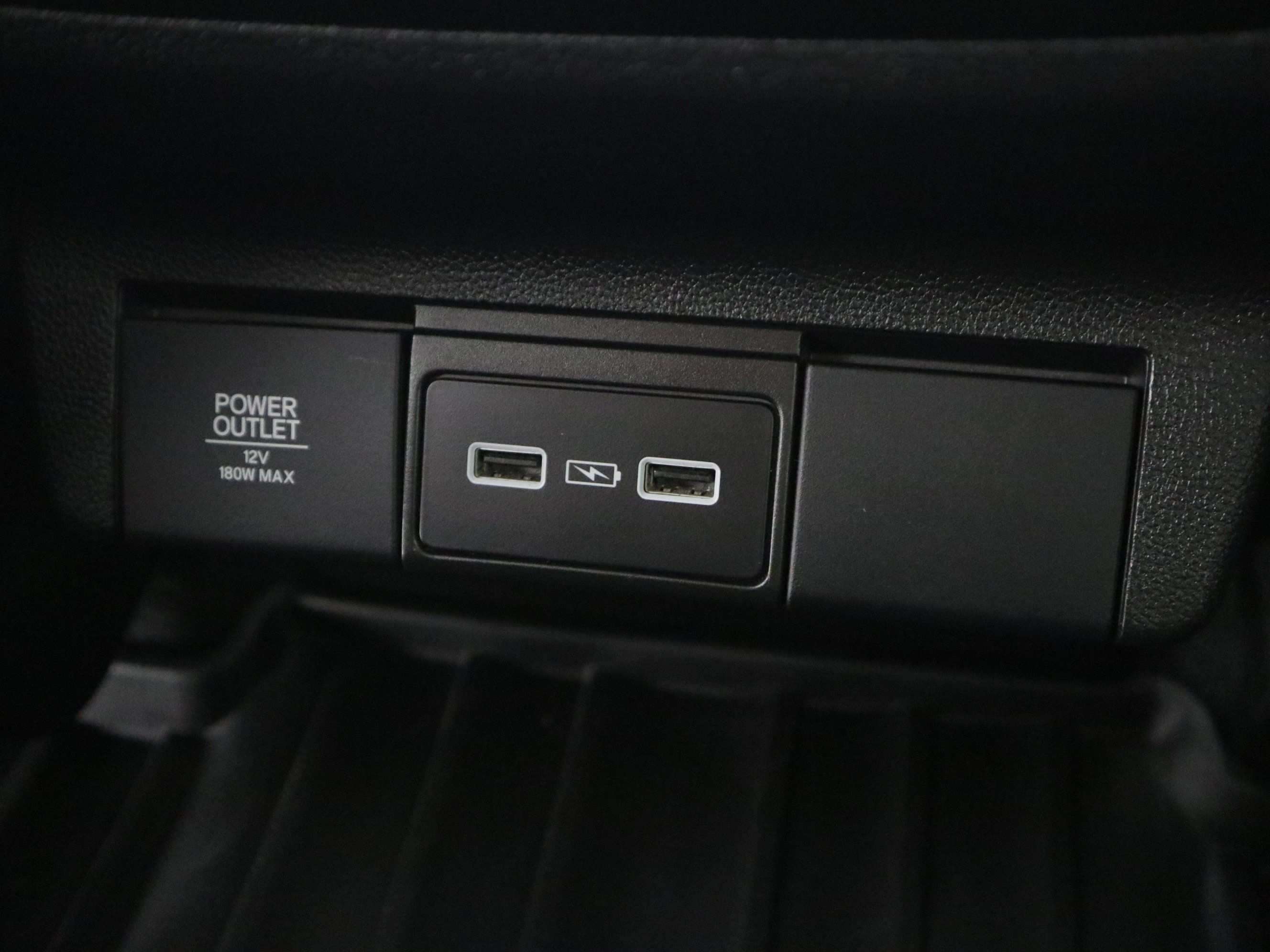 Used 2022 Acura MDX SH-AWD image 18