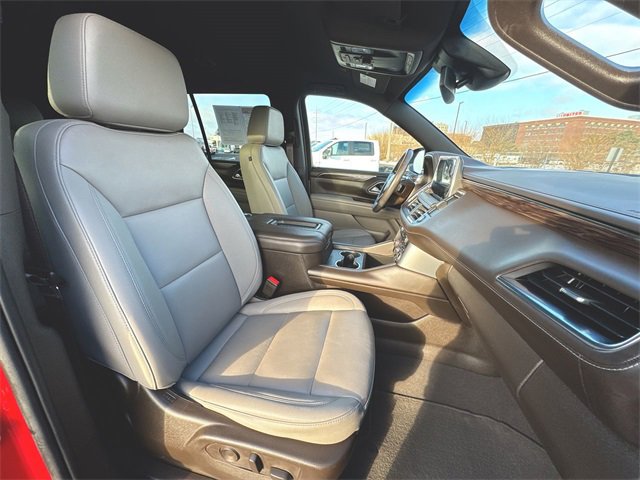 Used 2023 Chevrolet Tahoe LT w/ Luxury Package image 28