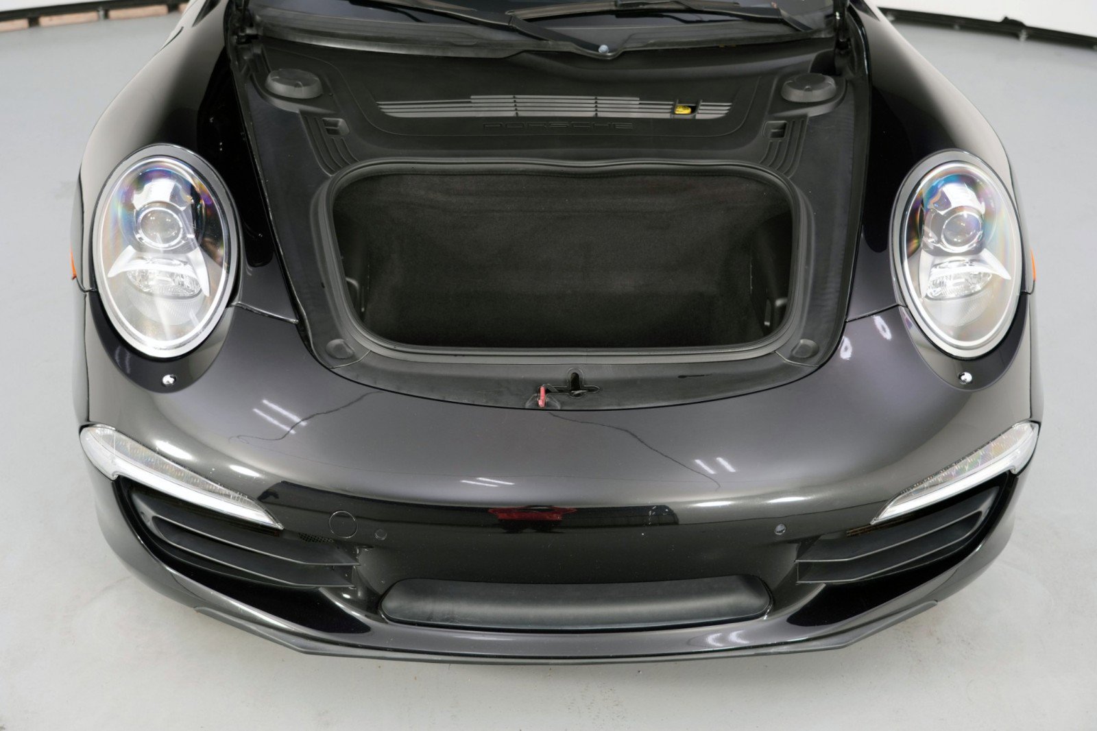 Used 2015 Porsche 911 Carrera 4S AWD/4WD image 8