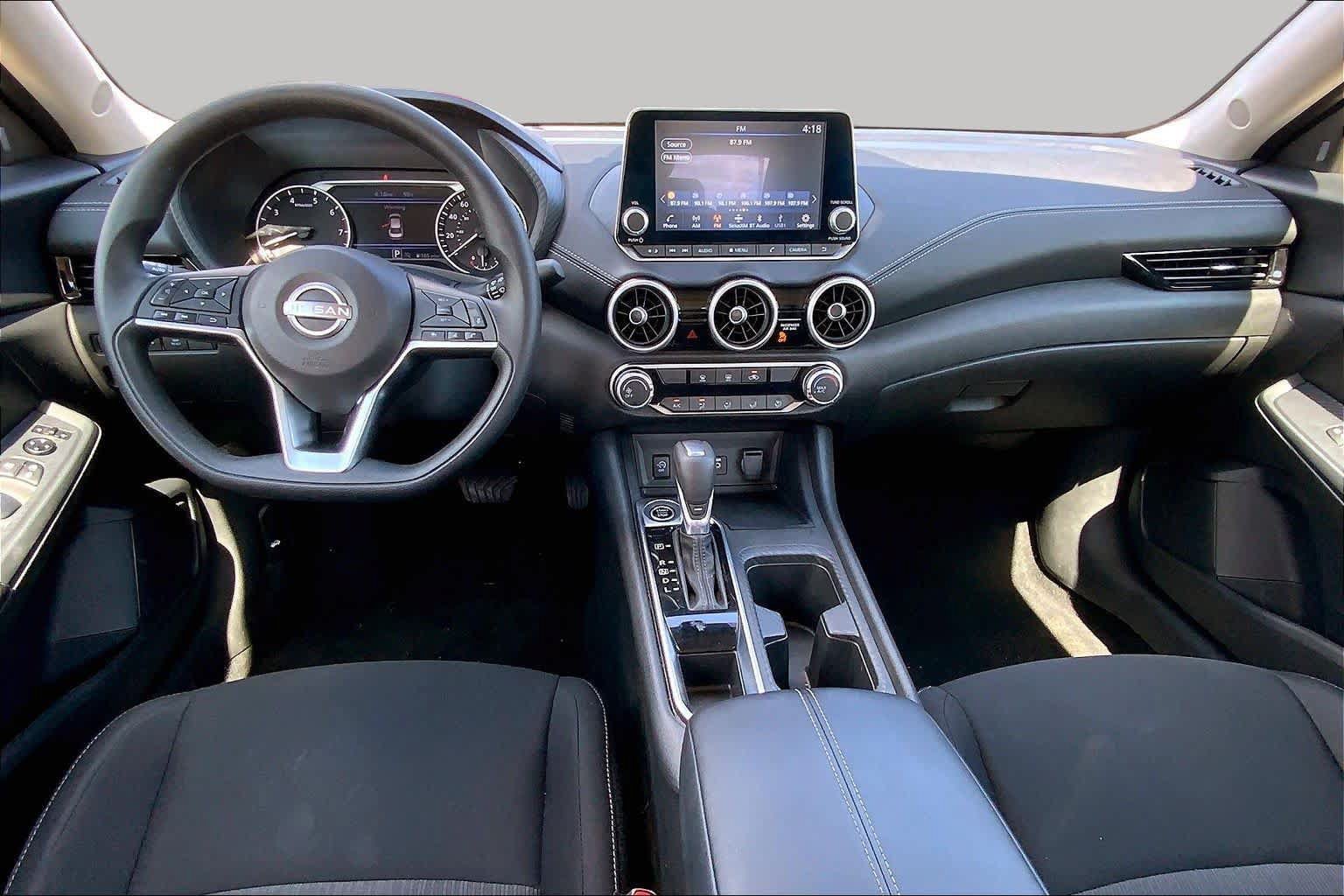 Used 2024 Nissan Sentra SV FWD image 14