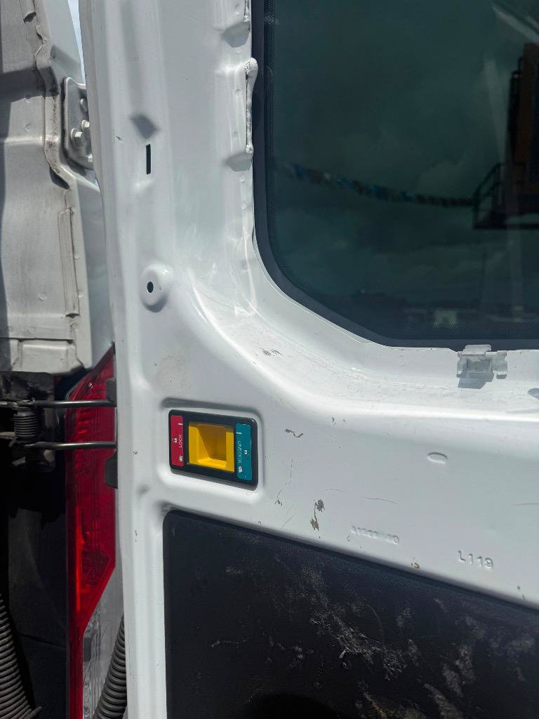 Used 2020 Ford Transit 150 Low Roof RWD image 24