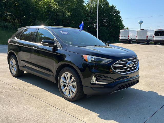 Certified 2024 Ford Edge Titanium AWD/4WD image 3