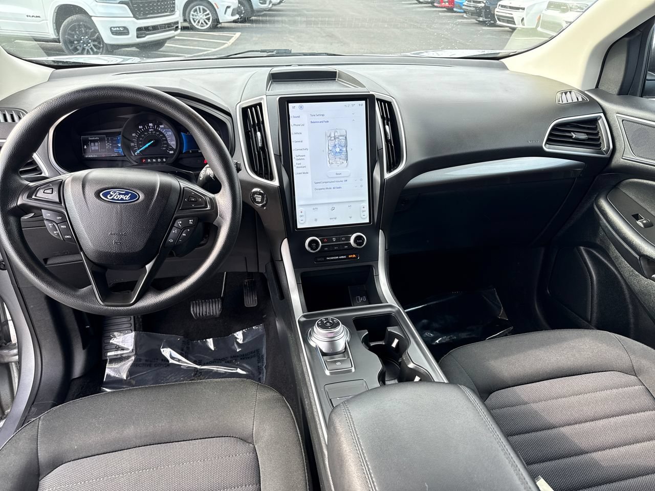 Used 2022 Ford Edge SE AWD/4WD image 13