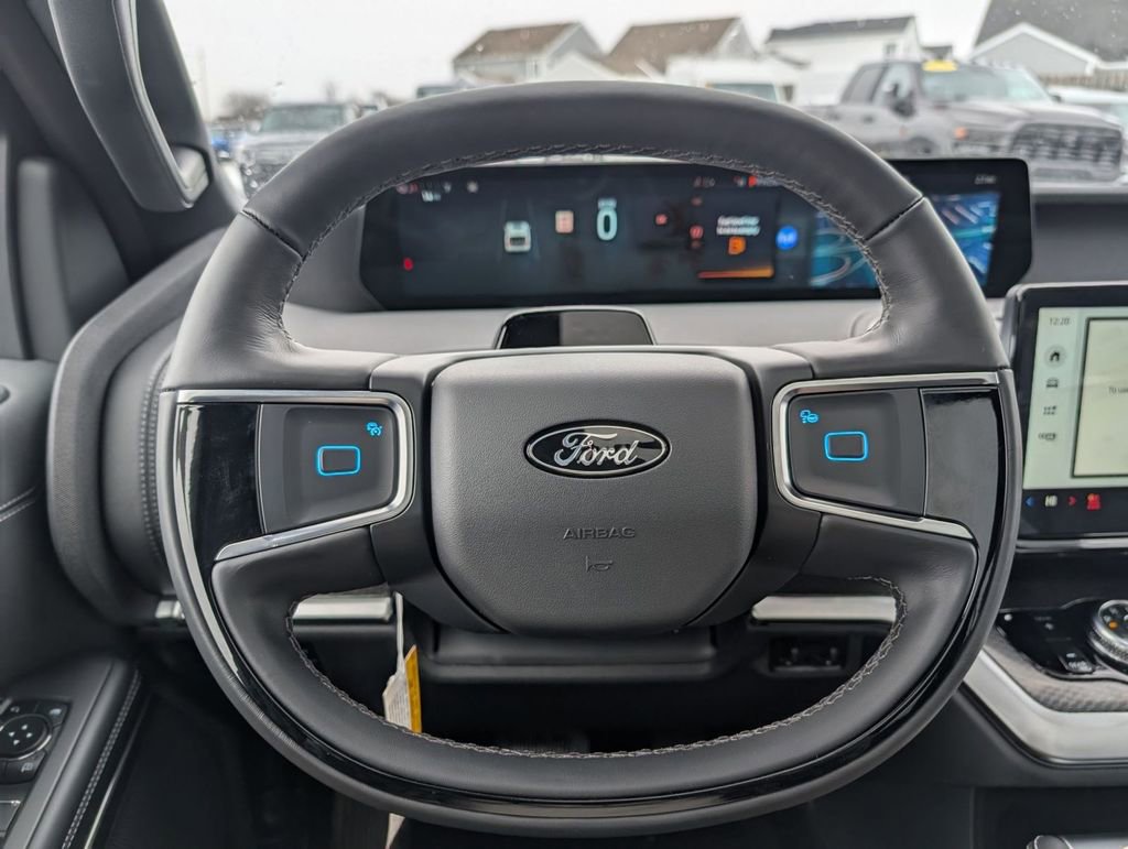 New 2025 Ford Expedition Platinum w/ Stealth Performance Package image 29