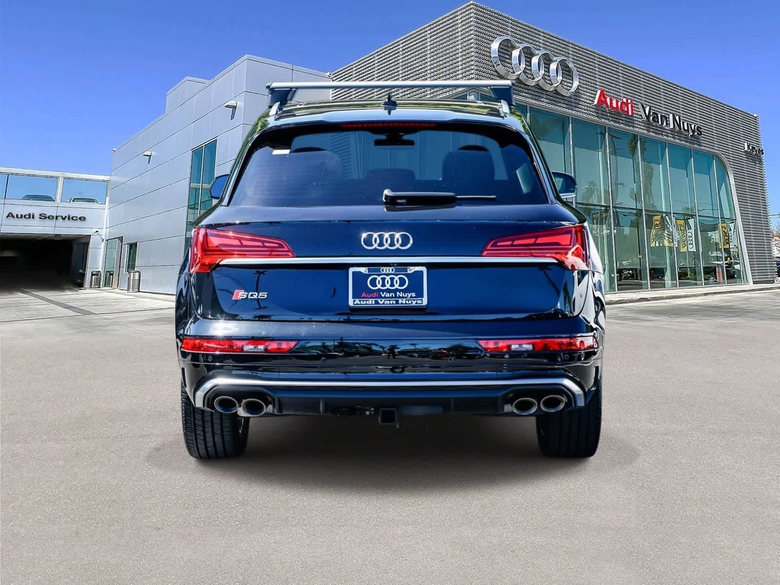 Used 2023 Audi SQ5 Premium Plus w/ Premium Plus Package image 3