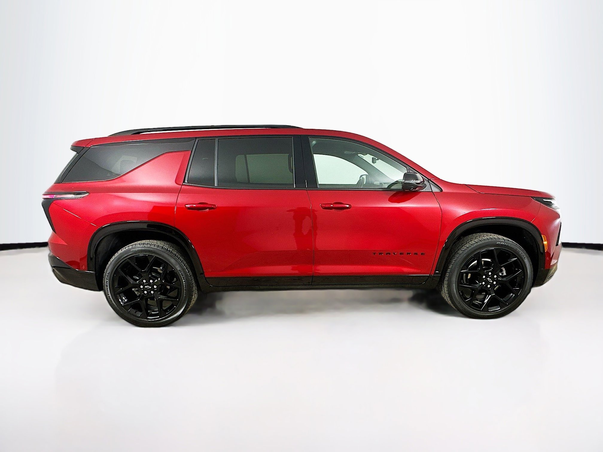 Used 2024 Chevrolet Traverse RS w/ LPO, Floor Liner Package image 5