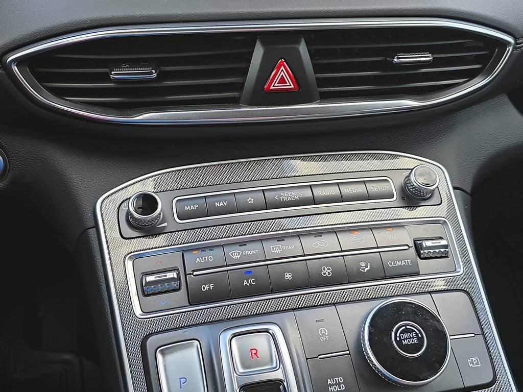Used 2023 Hyundai Santa Fe SEL image 24
