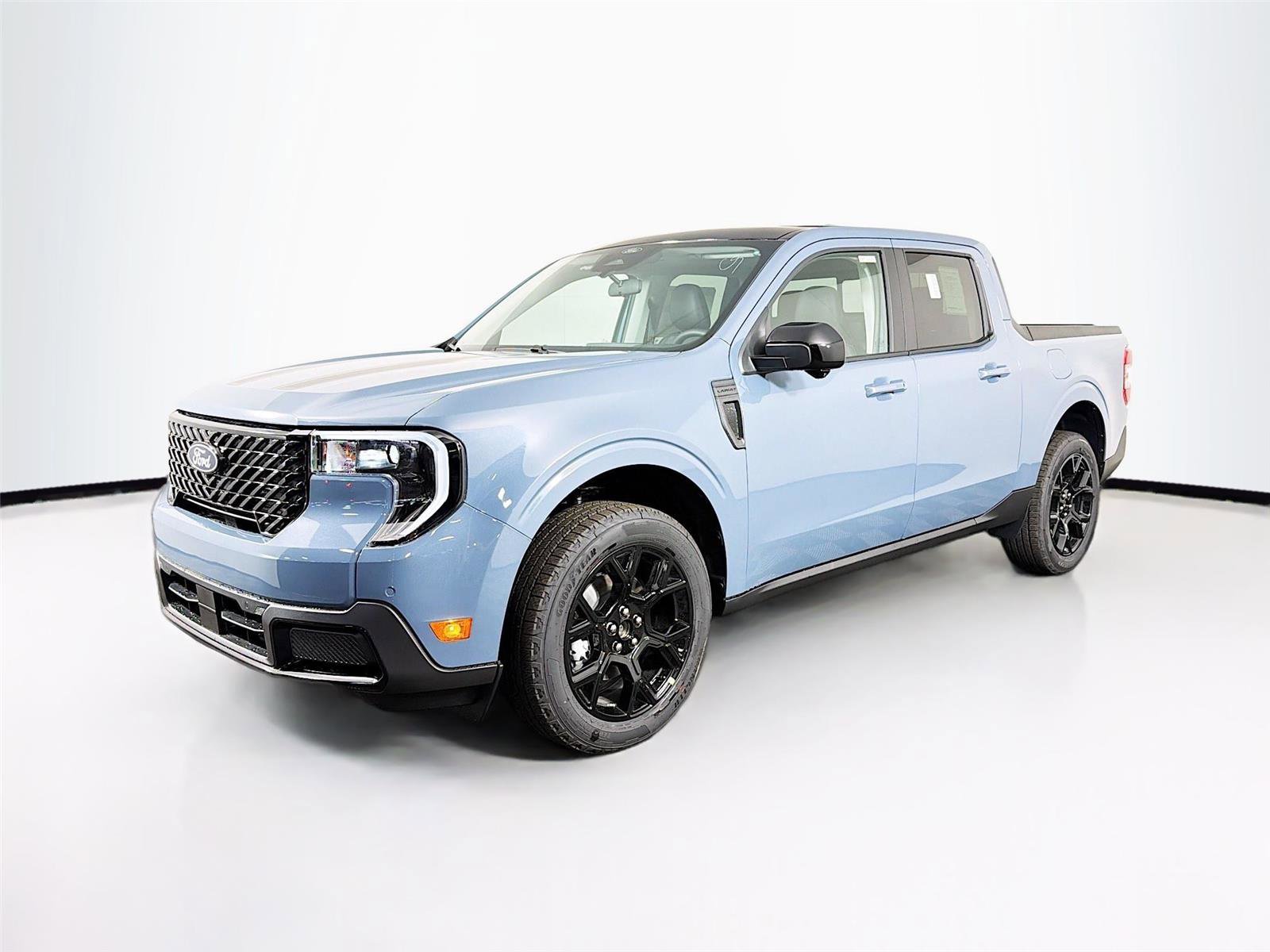 New 2026 Ford Maverick Lariat w/ Black Appearance Package image 3