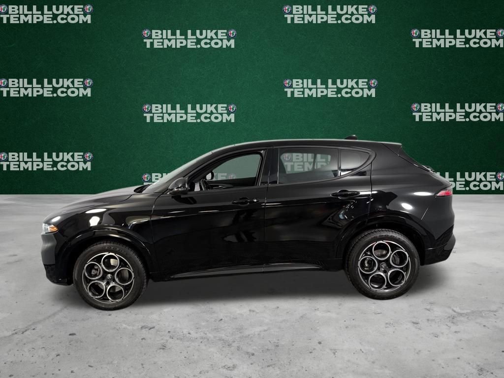 Used 2025 Alfa Romeo Tonale image 10