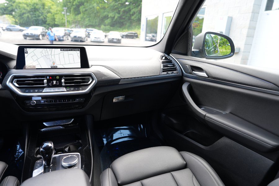 Used 2024 BMW X3 xDrive30i w/ Convenience Package AWD/4WD image 17