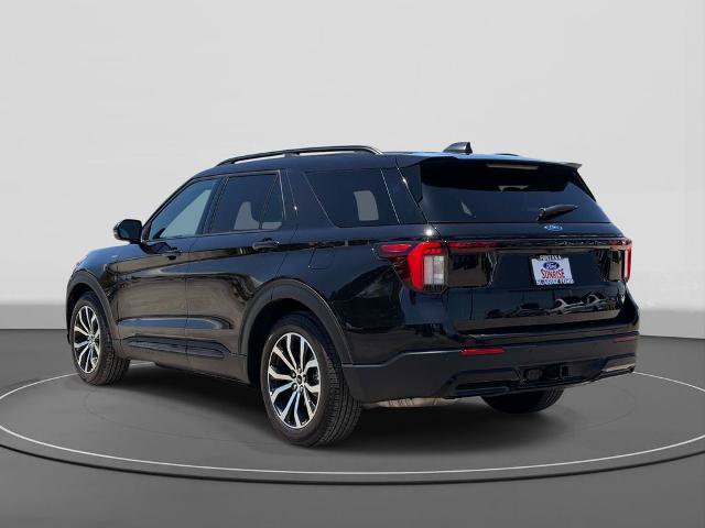 Certified 2025 Ford Explorer ST-Line RWD image 7