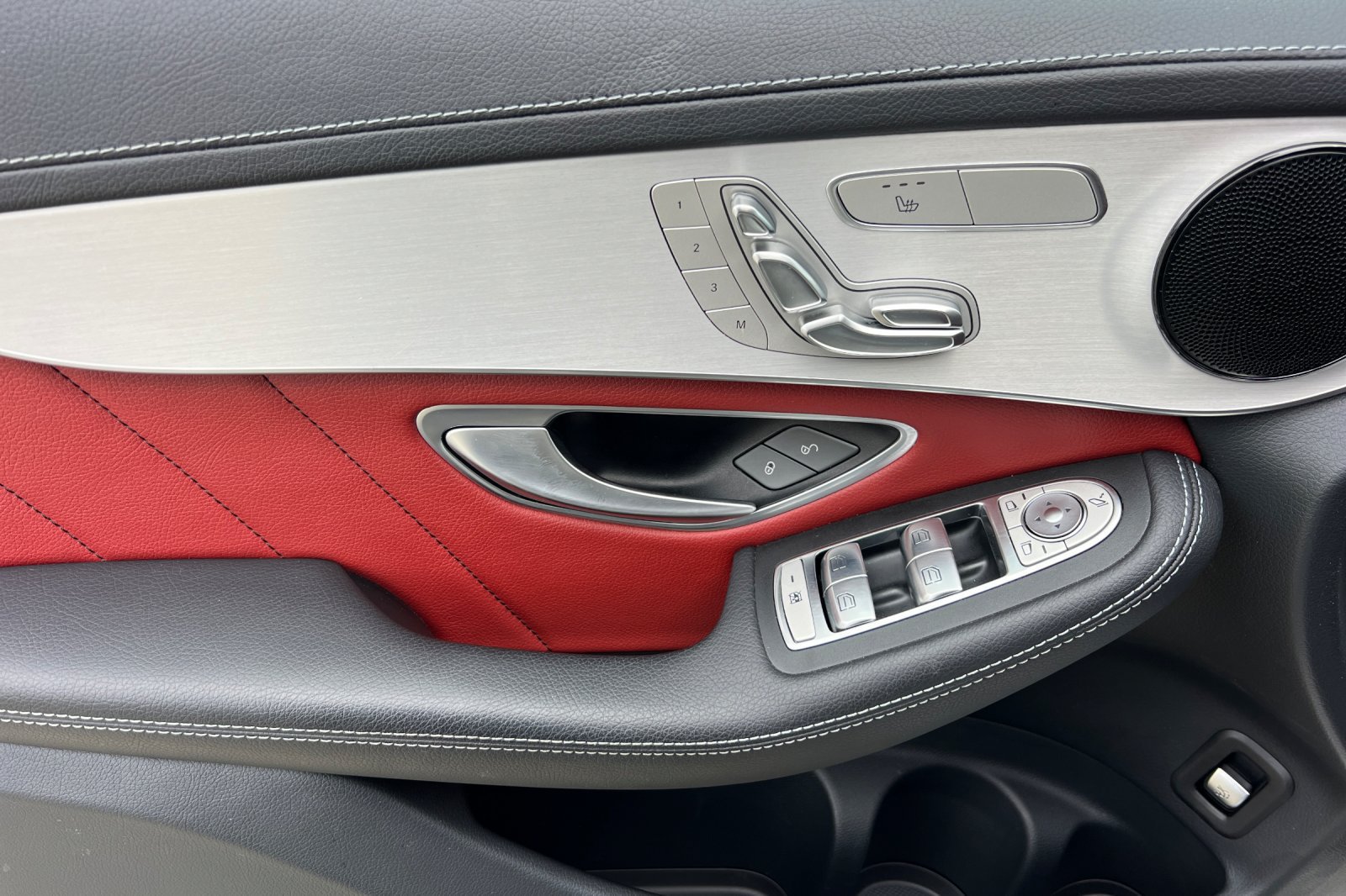 Used 2022 Mercedes-Benz GLC 300 4MATIC Coupe image 14