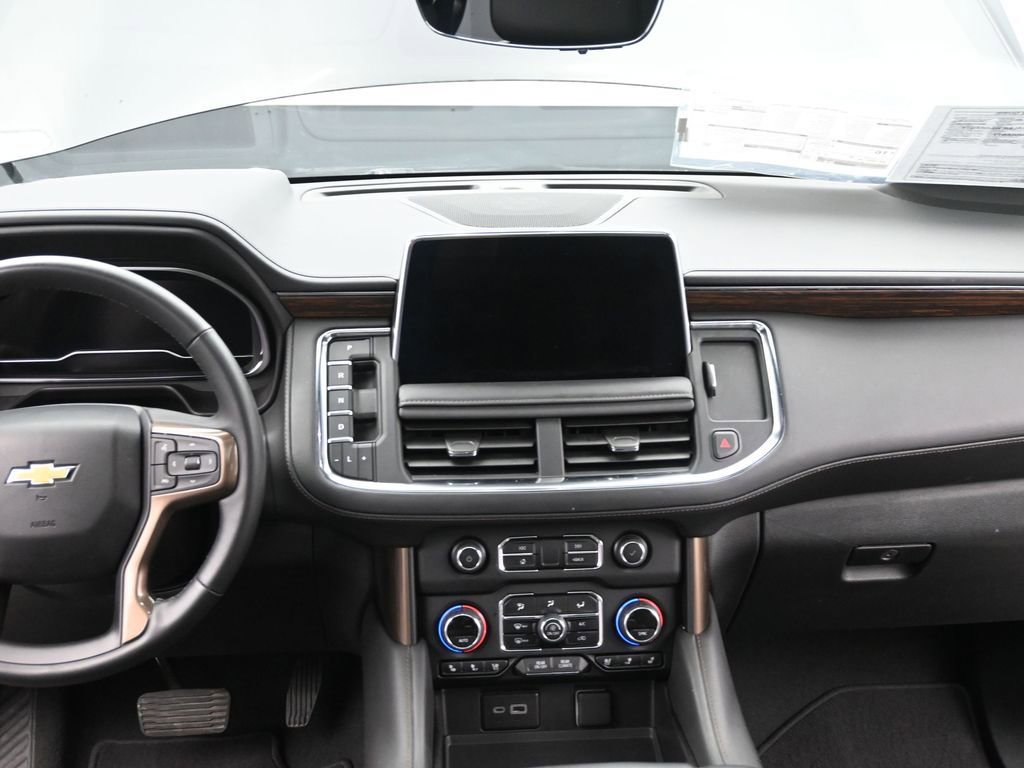 Used 2024 Chevrolet Tahoe High Country AWD/4WD image 26