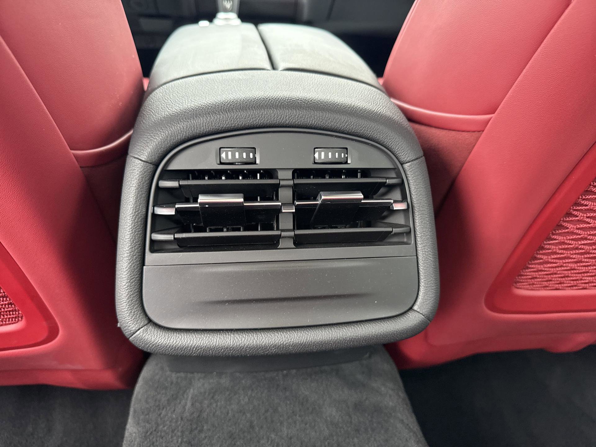 Used 2023 Maserati Ghibli Modena Q4 image 24