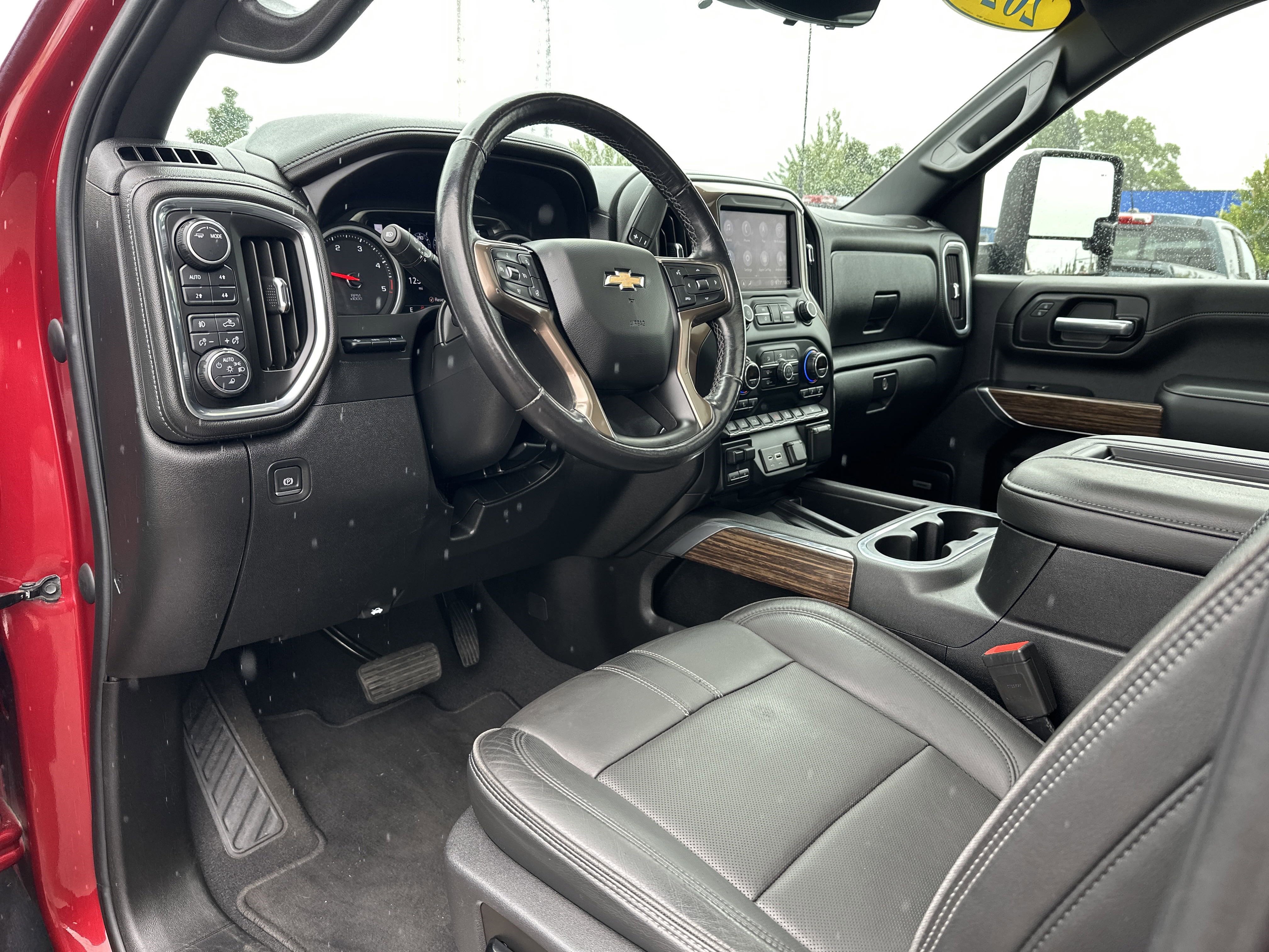 Used 2020 Chevrolet Silverado 2500 High Country w/ Z71 Off-Road Package image 9