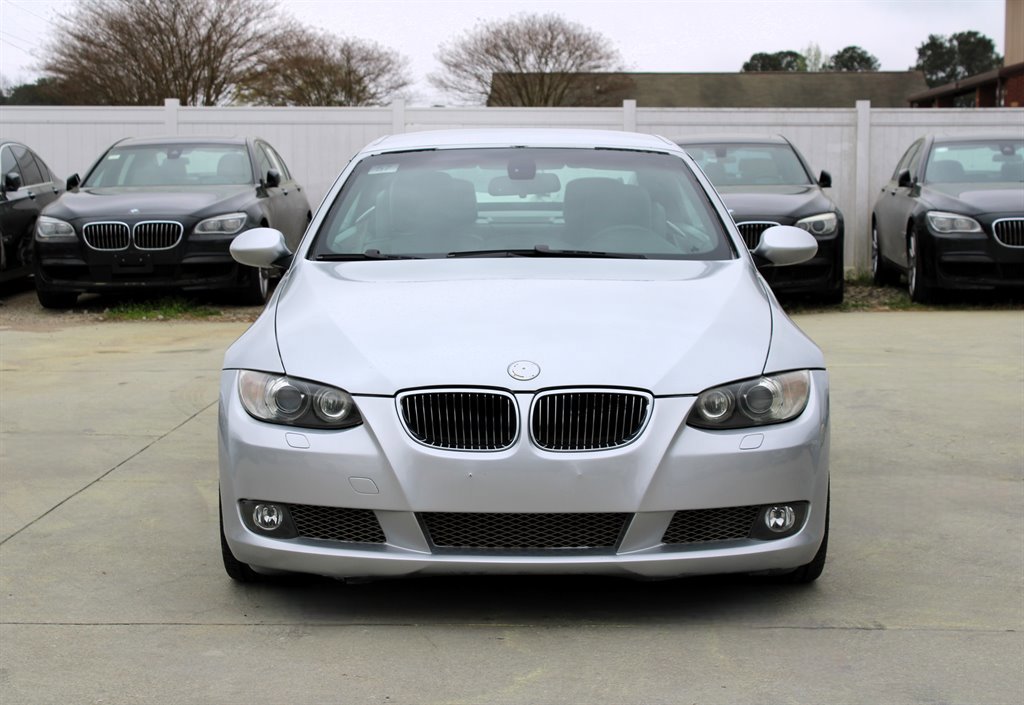Used 2007 BMW 335i Convertible image 3