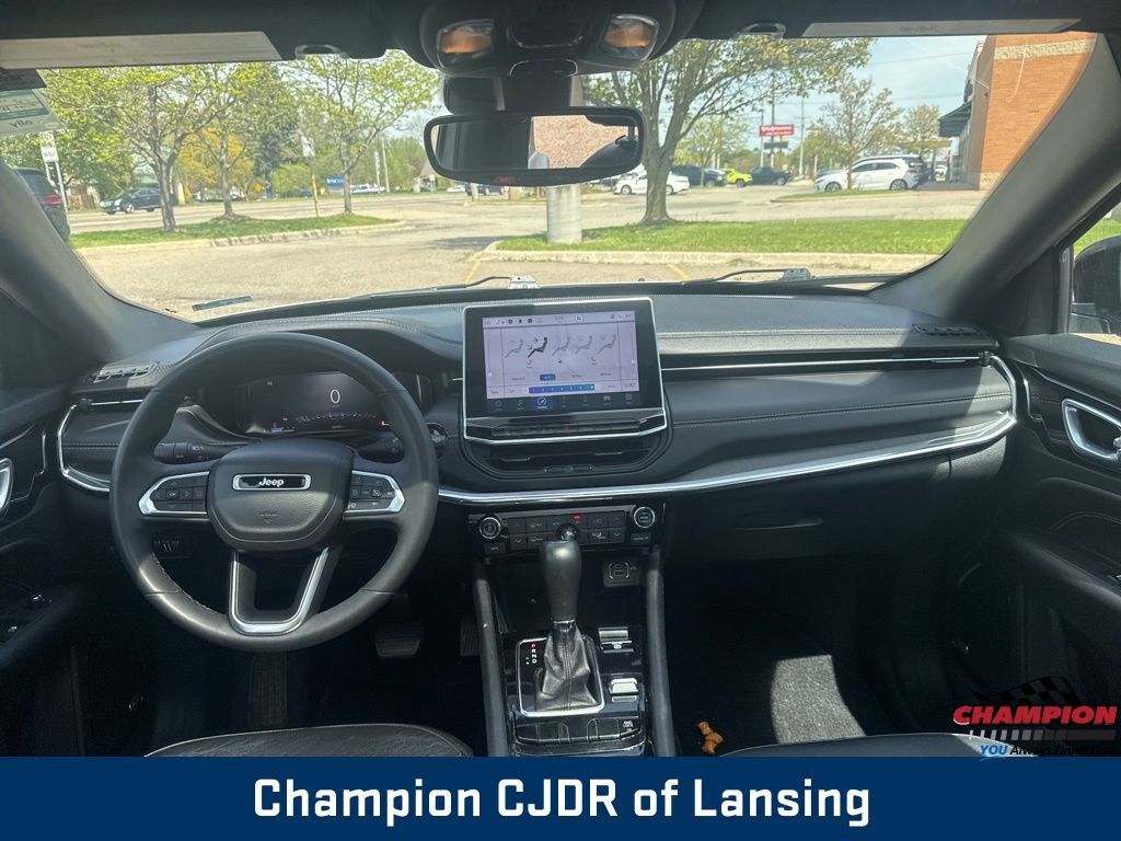 Used 2023 Jeep Compass High Altitude AWD/4WD image 16