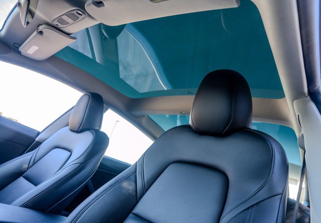 Used 2023 Tesla Model 3 Performance image 16