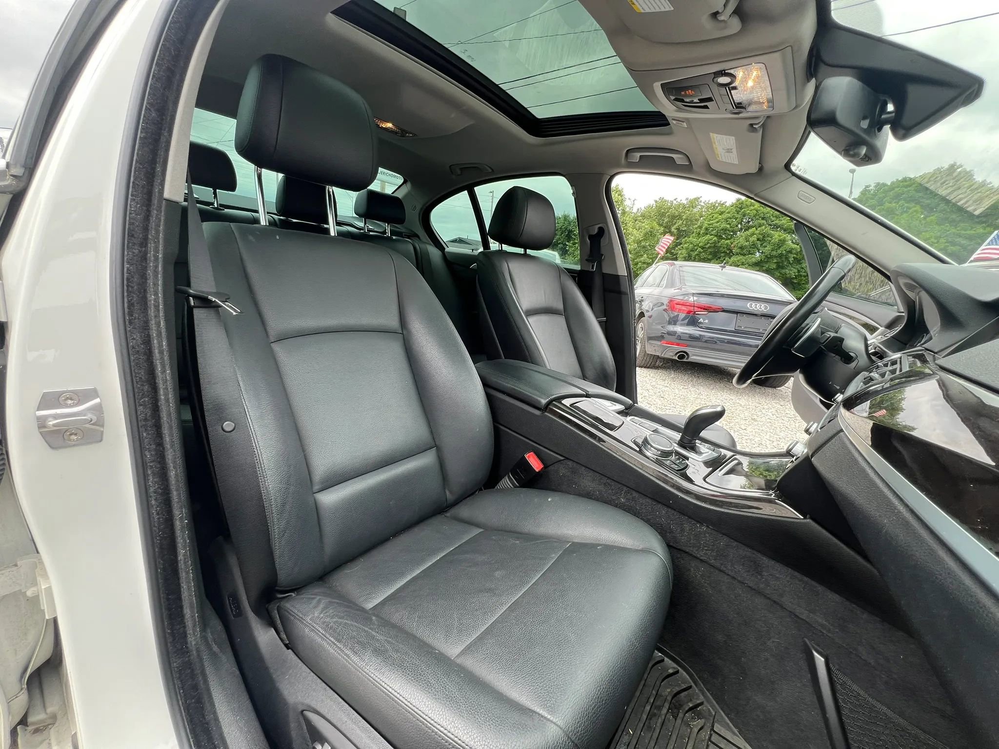 Used 2016 BMW 535i Sedan RWD image 12