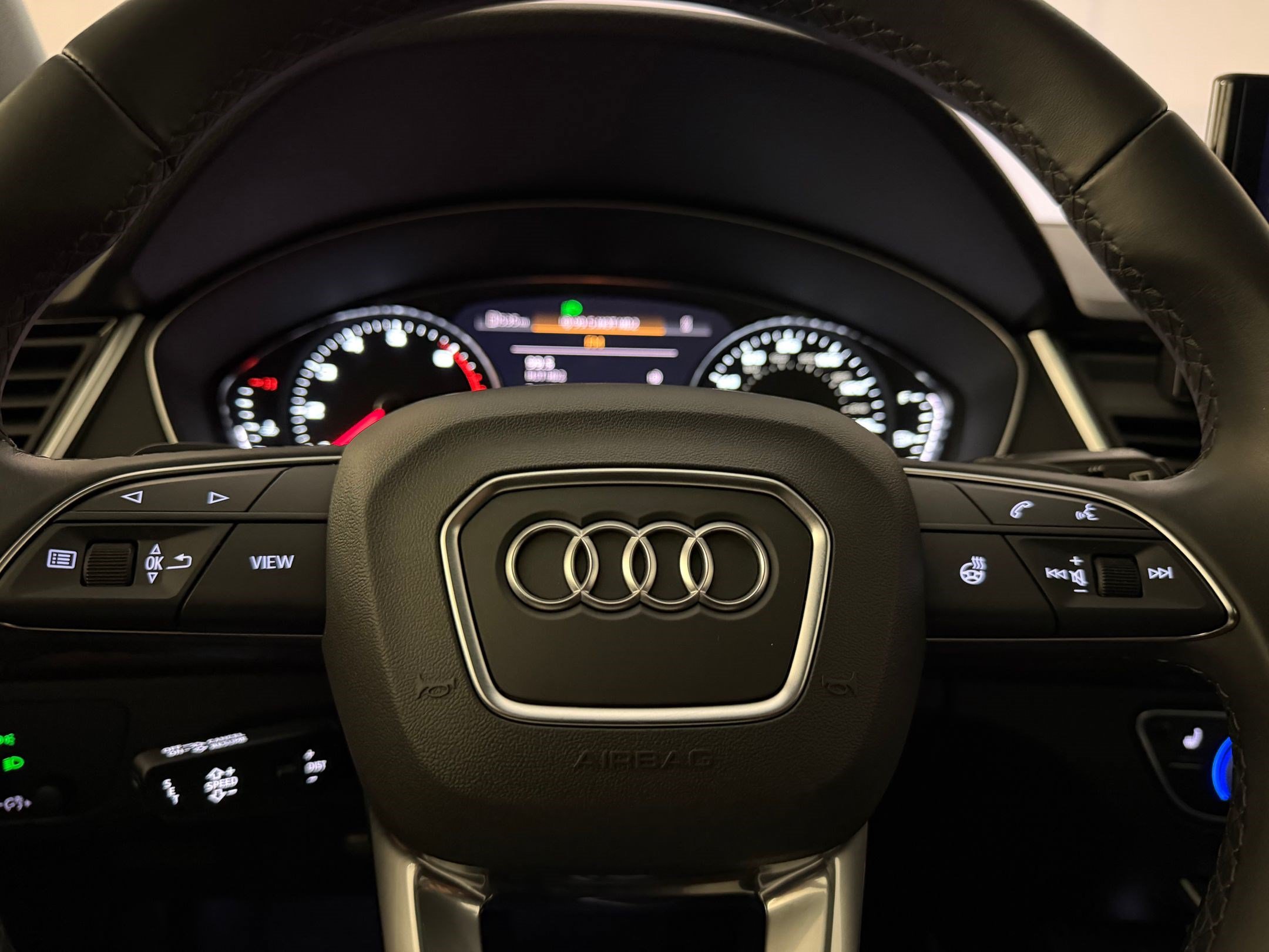 Used 2024 Audi Q5 2.0T Premium AWD/4WD image 11