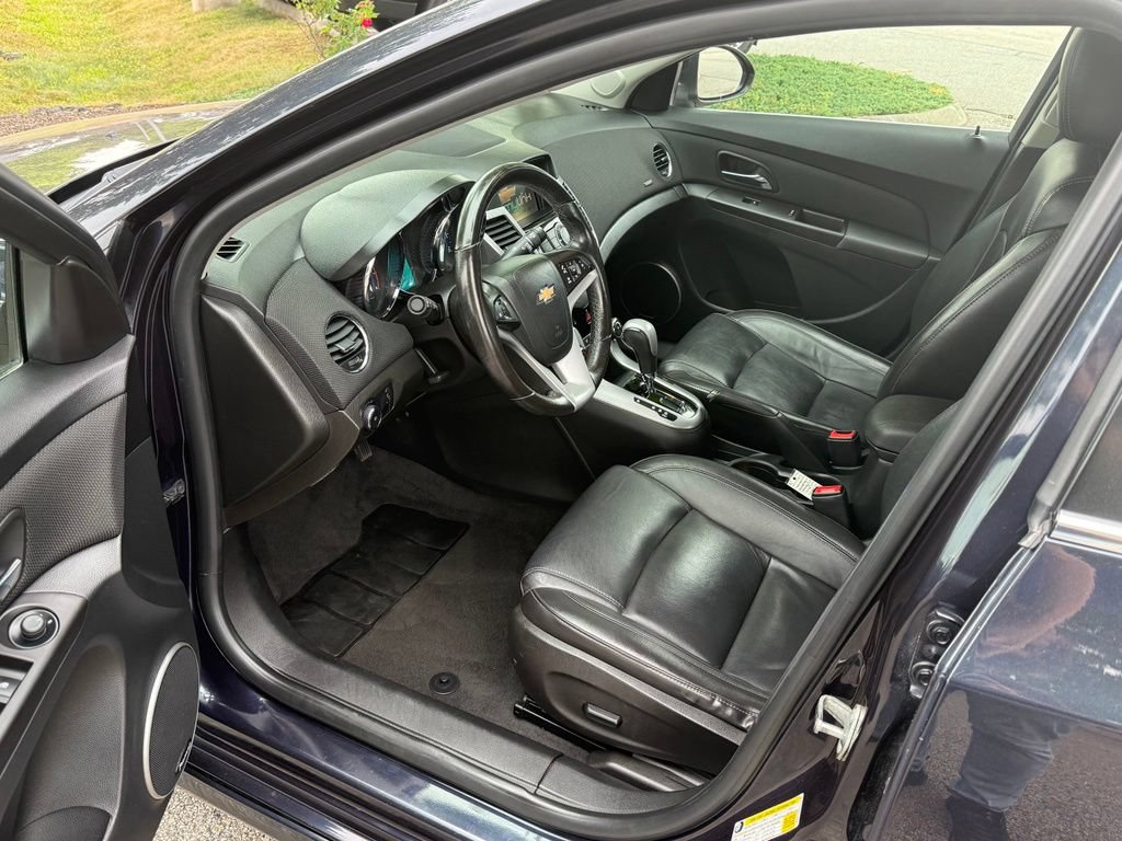 Used 2015 Chevrolet Cruze LTZ w/ Sun, Sound and Sport Package FWD image 11