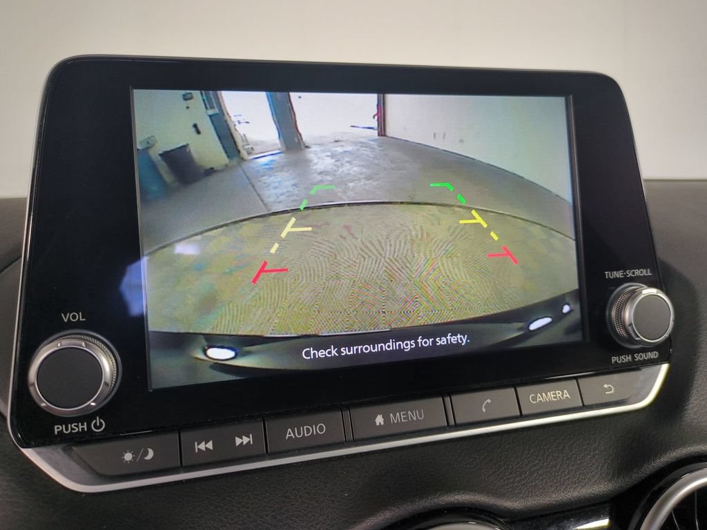 Used 2025 Nissan Sentra SV FWD image 23
