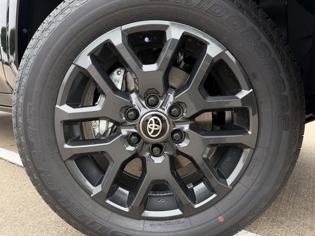 New 2026 Toyota Tundra Platinum AWD/4WD image 10
