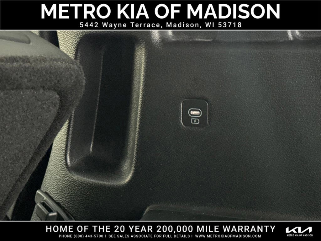 Used 2025 Kia Telluride S AWD/4WD image 42