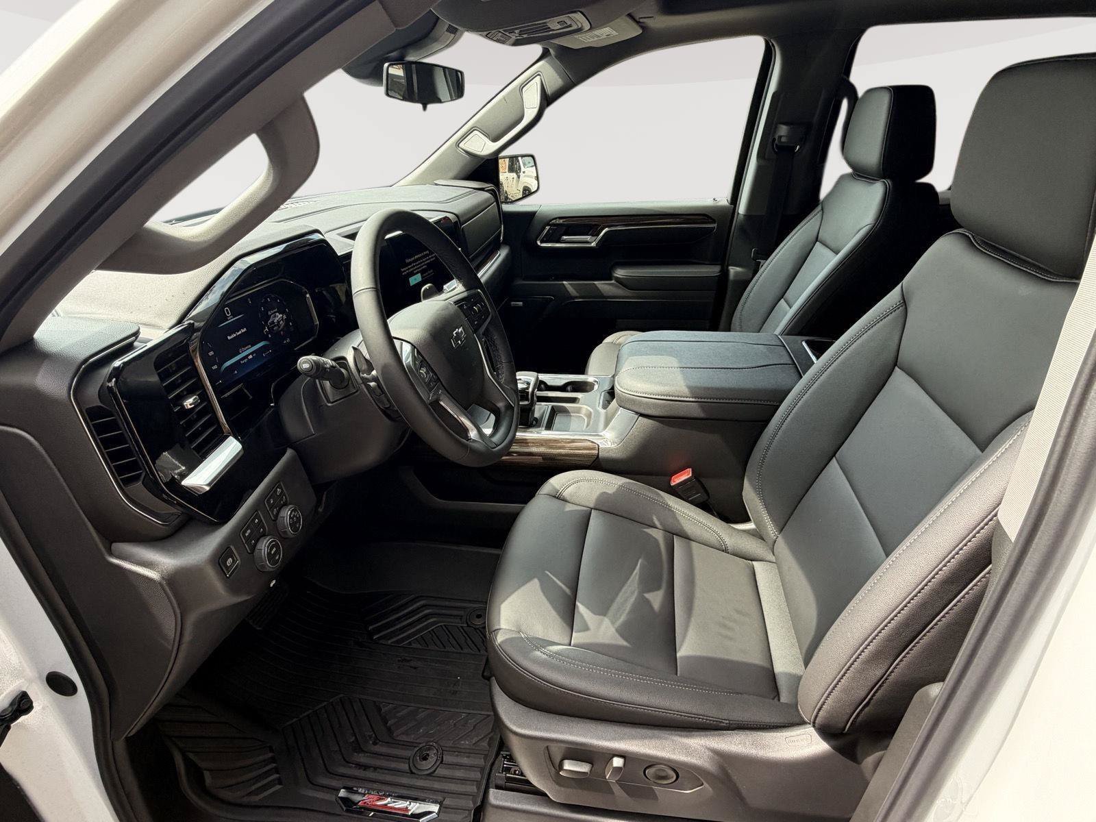 New 2026 Chevrolet Silverado 1500 LT Trail Boss w/ LT Trail Boss Premium Package AWD/4WD image 16