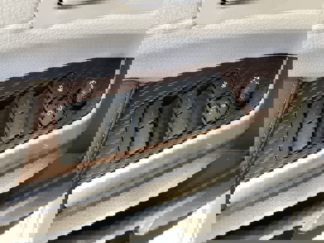 Used 2023 Toyota Sienna LE image 13