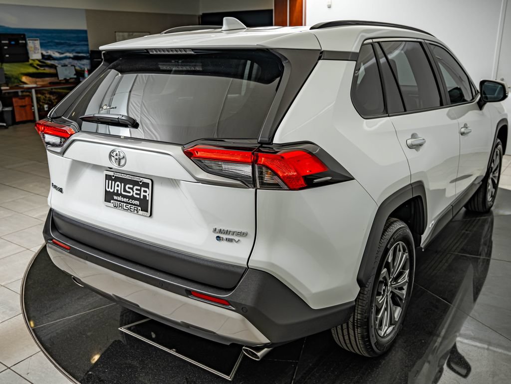 Used 2025 Toyota RAV4 Limited w/ Advanced Technology Package AWD/4WD image 16