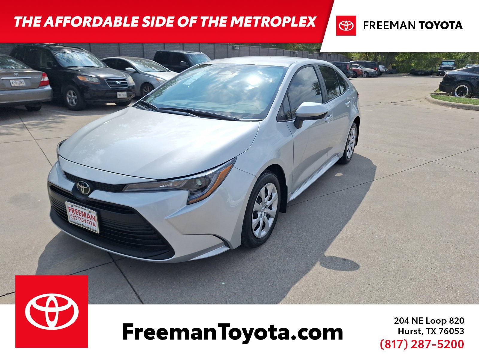 Used 2025 Toyota Corolla LE FWD image 1