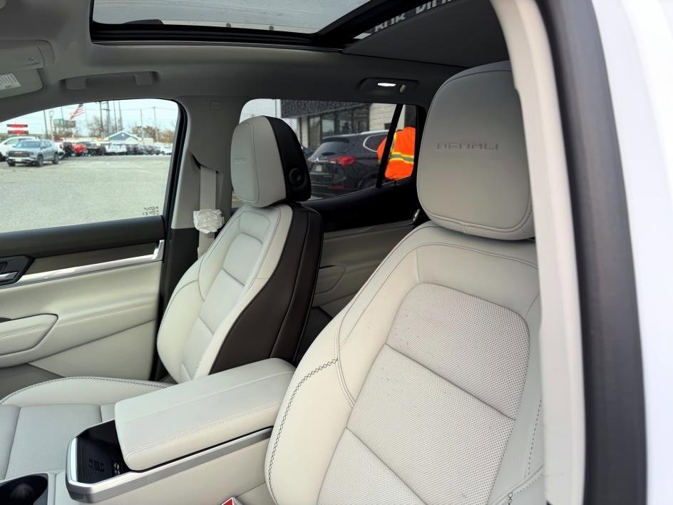 New 2026 GMC Terrain Denali w/ LPO, Floor Liner Package image 11
