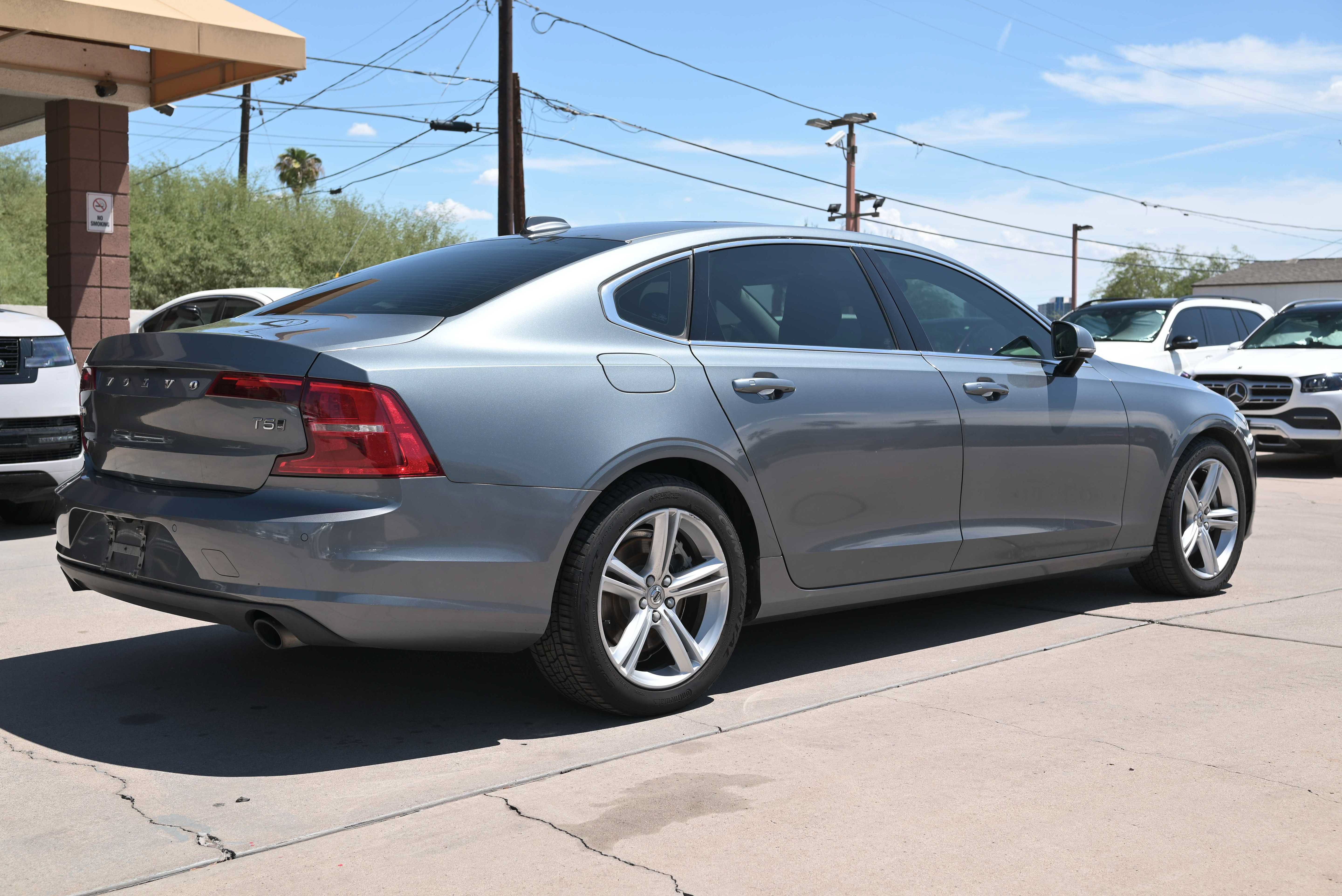 Used 2018 Volvo S90 T5 Momentum w/ Protection Package Premier AWD/4WD image 5