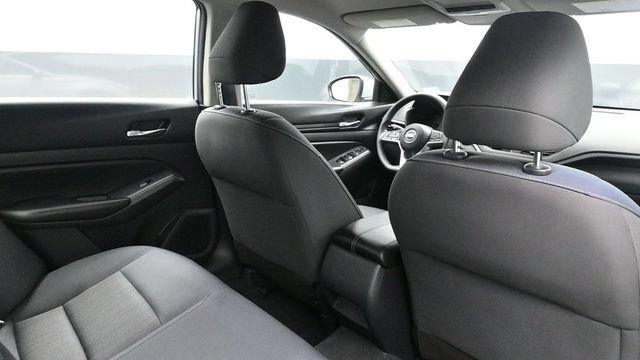 Used 2021 Nissan Altima 2.5 S FWD image 12