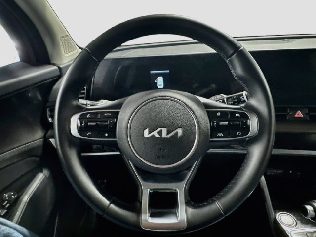 Certified 2024 Kia Sportage EX AWD/4WD image 11
