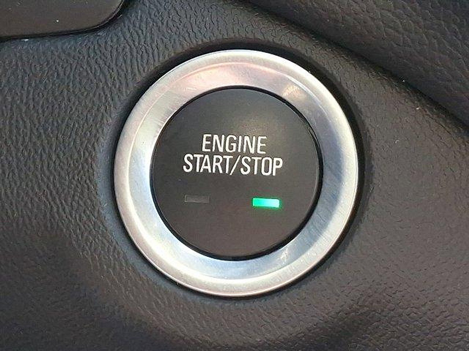 Used 2022 Chevrolet Equinox LT image 24