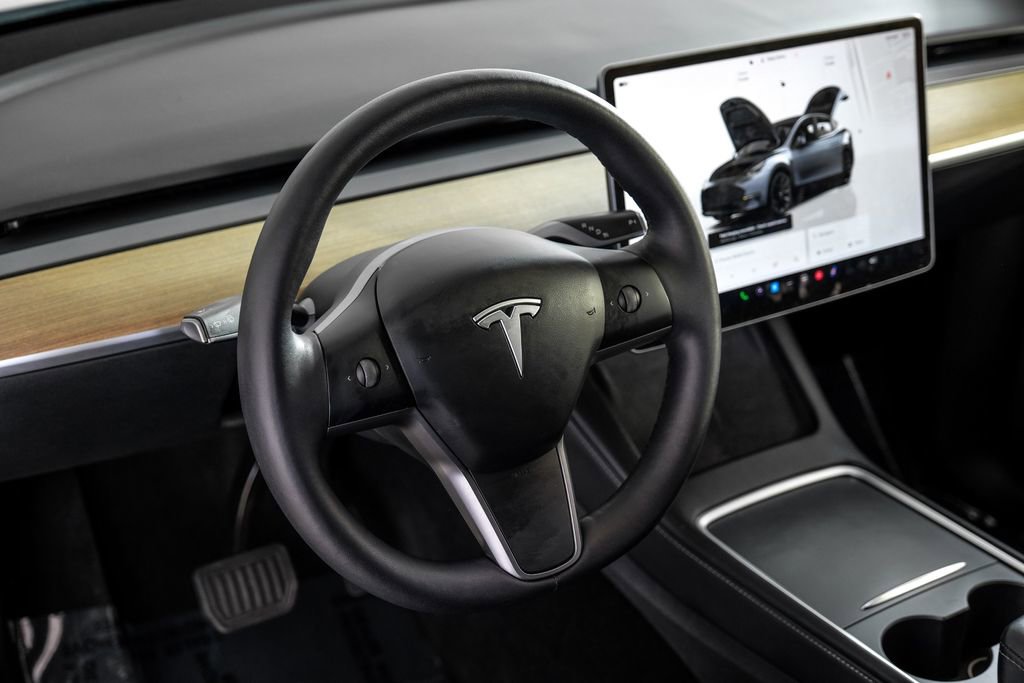 Used 2023 Tesla Model Y Long Range AWD/4WD image 13