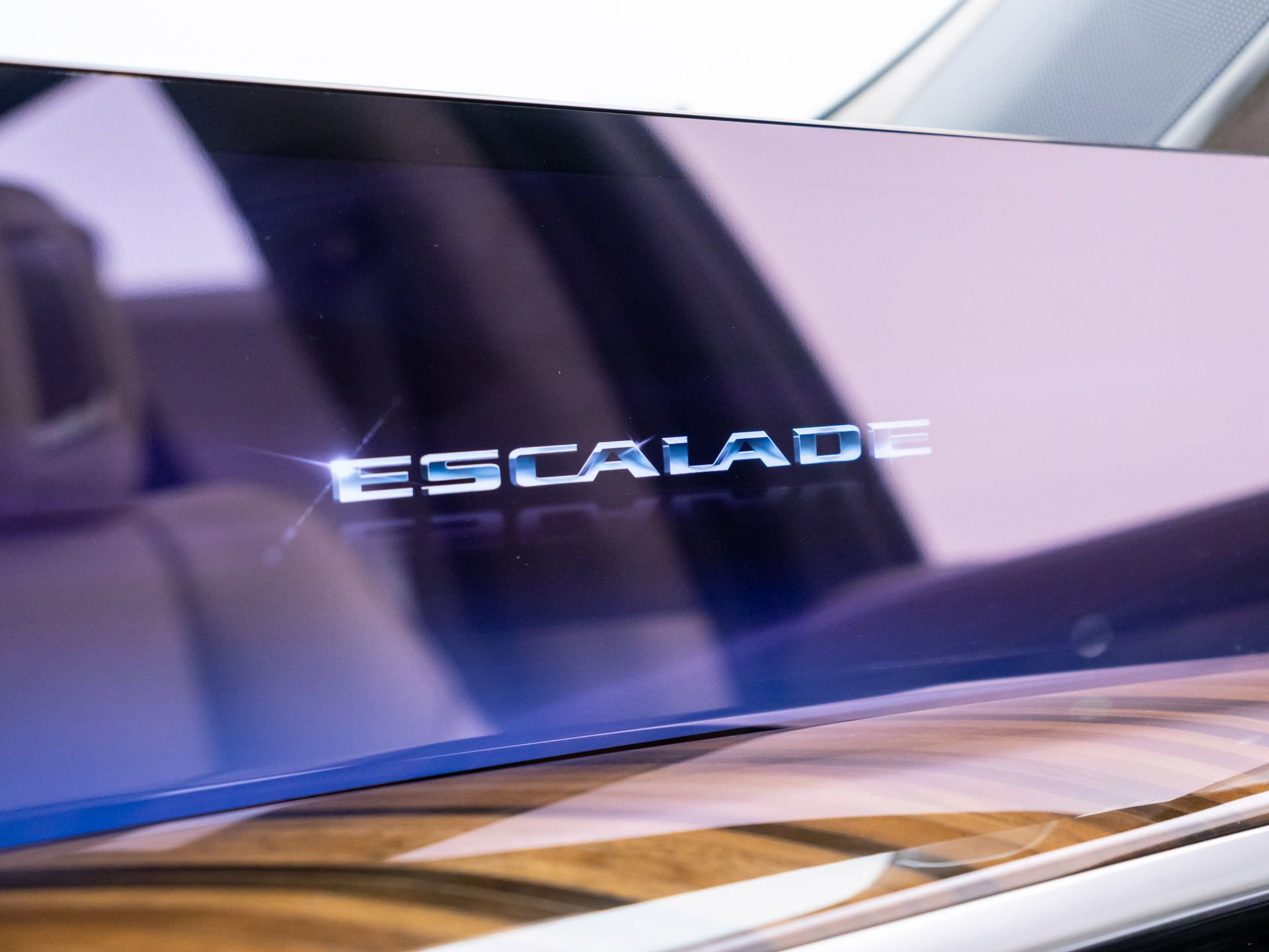 New 2026 Cadillac Escalade Platinum Sport w/ LPO, ONYX Package image 30