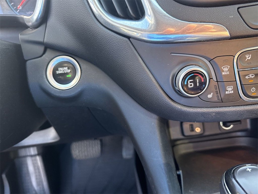 Certified 2018 Chevrolet Equinox LT image 16