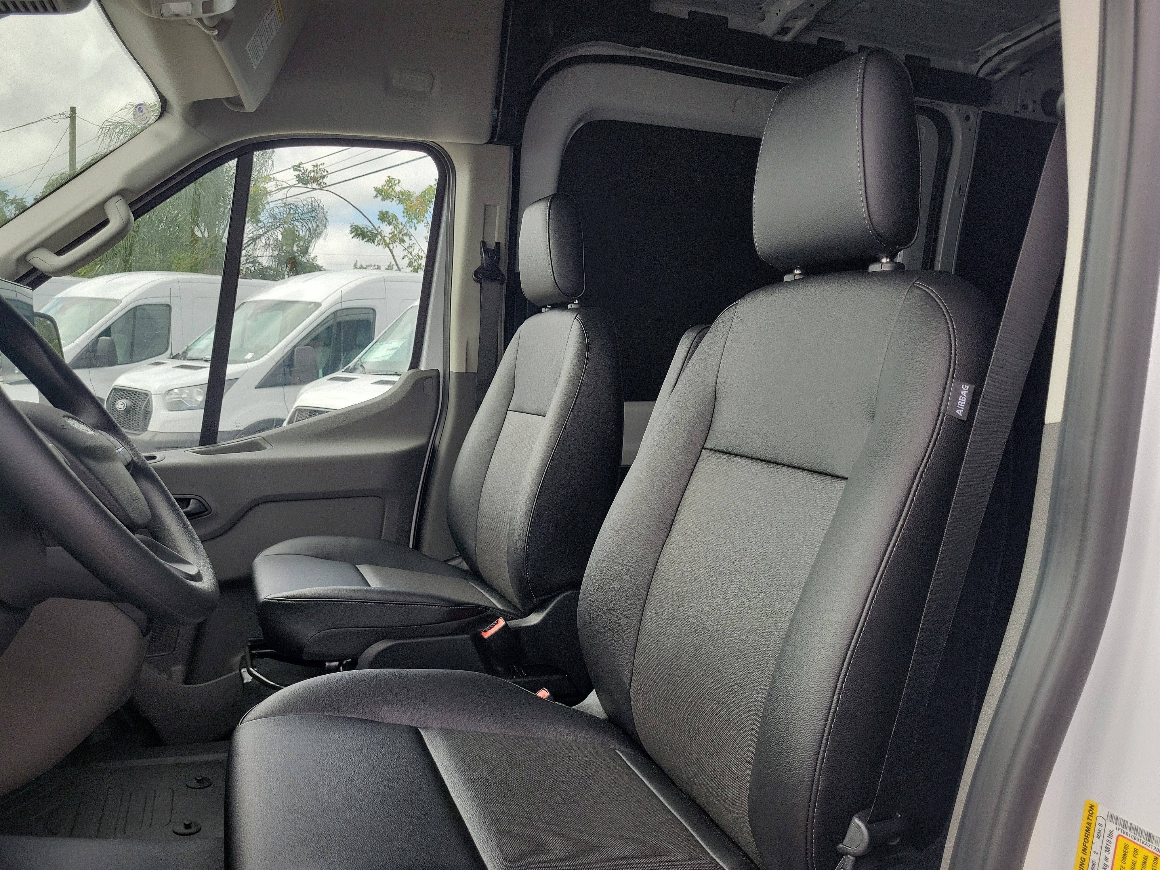 New 2026 Ford Transit 250 148 Medium Roof w/ Load Area Protection Package image 15