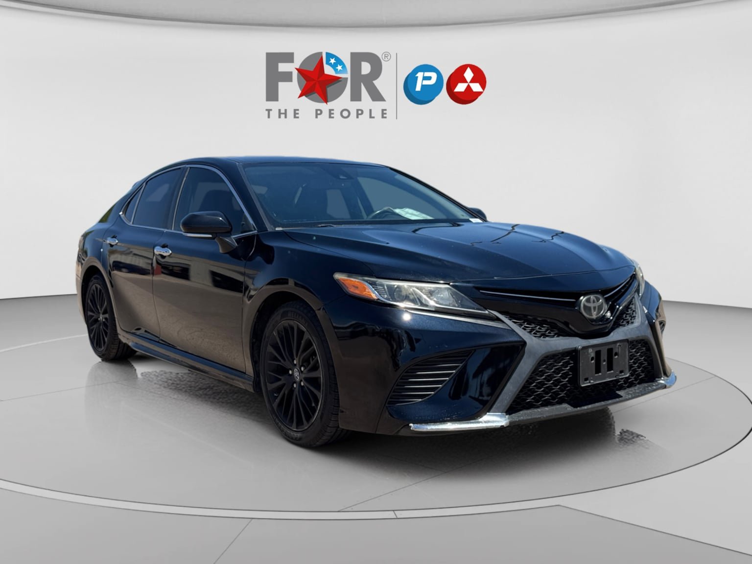 Used 2018 Toyota Camry SE w/ Convenience Package FWD image 7