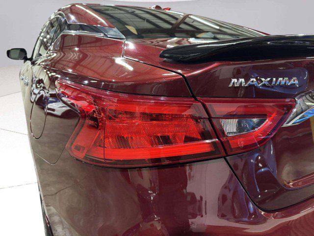 Used 2016 Nissan Maxima SR image 11
