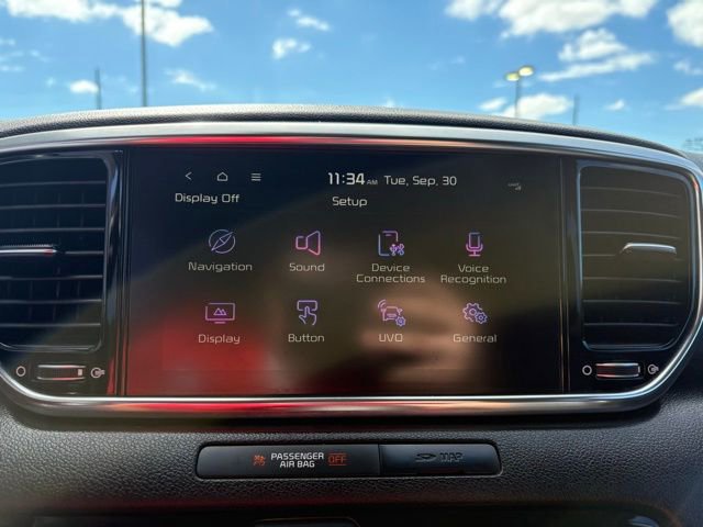 Used 2022 Kia Sportage EX w/ EX Technology Package image 16