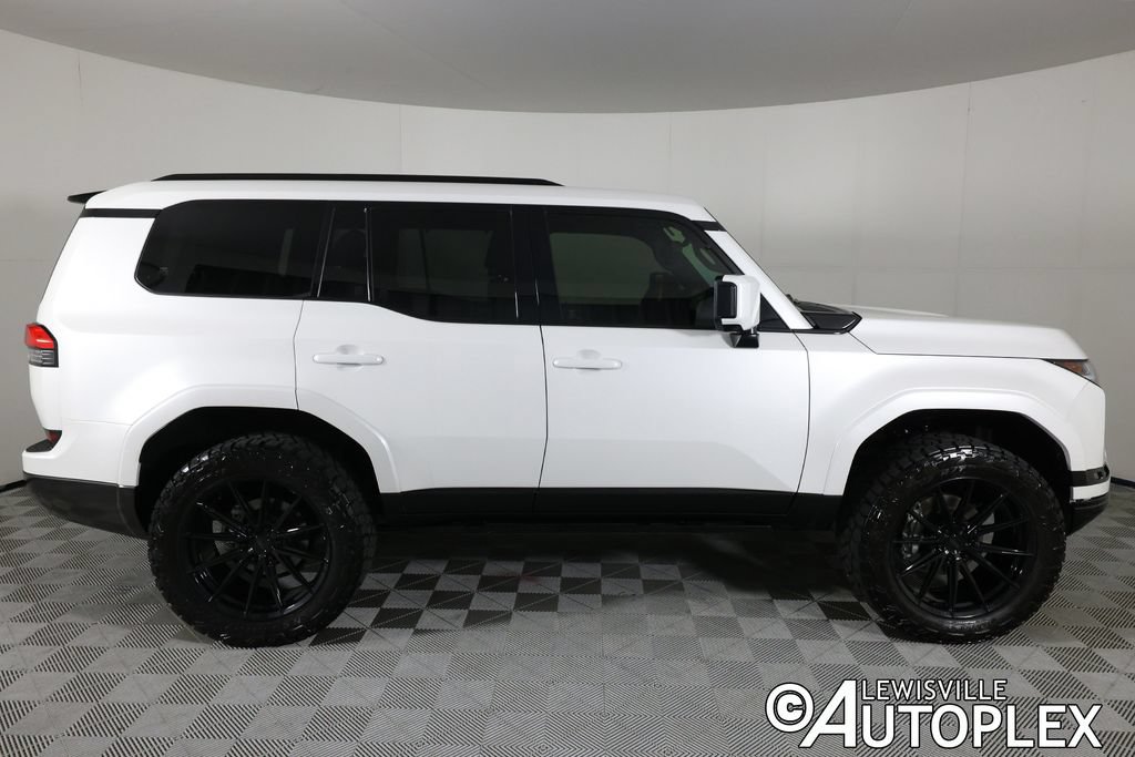 Used 2026 Lexus GX 550 w/ Accessory Package (2T) AWD/4WD image 4