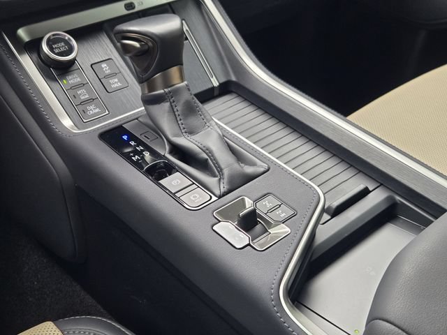 Used 2025 Lexus GX 550 AWD/4WD image 13