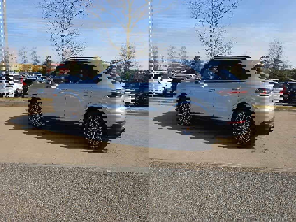 Used 2021 Porsche Cayenne AWD/4WD image 4