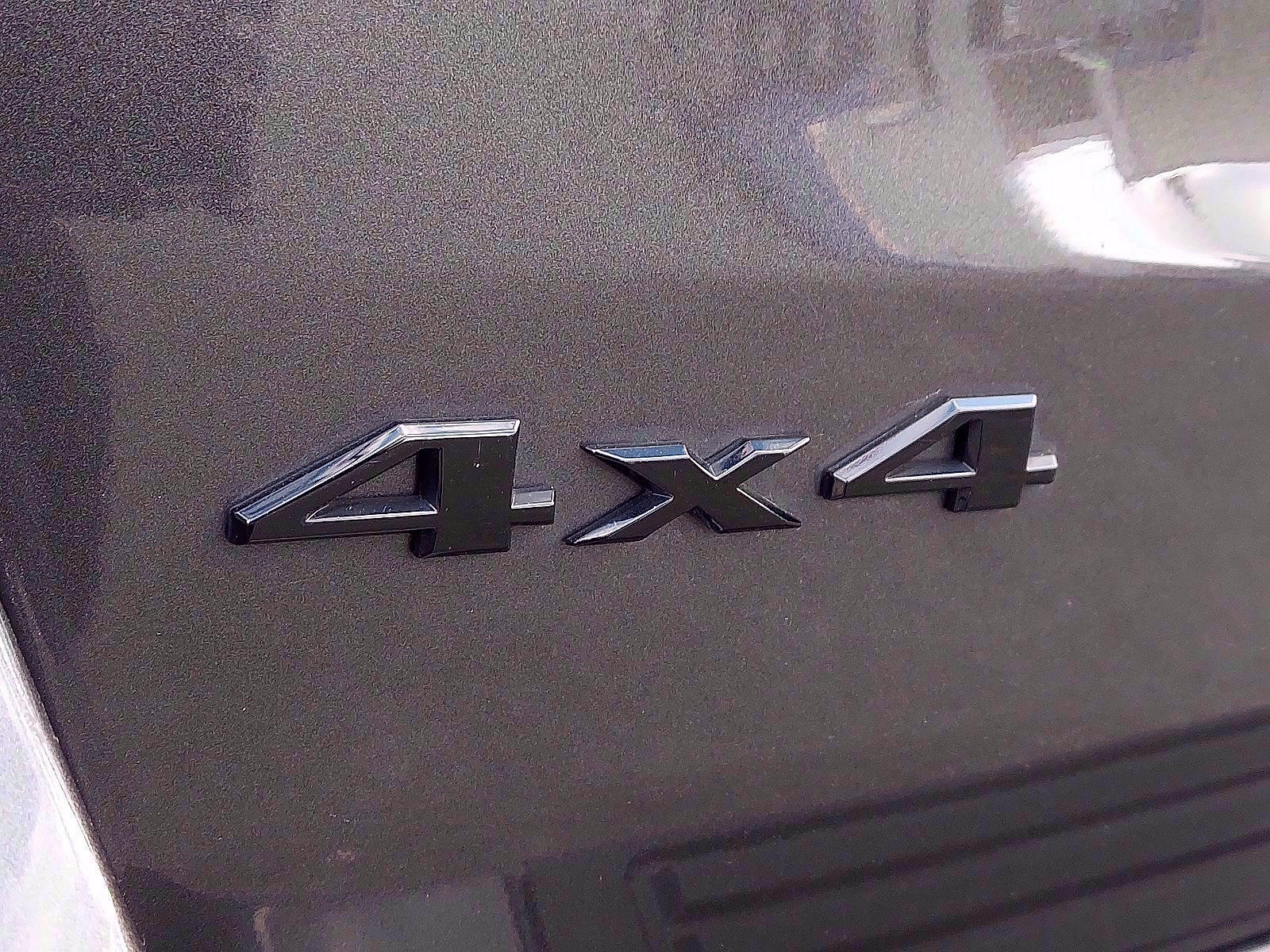 Used 2018 Jeep Grand Cherokee Altitude AWD/4WD image 30