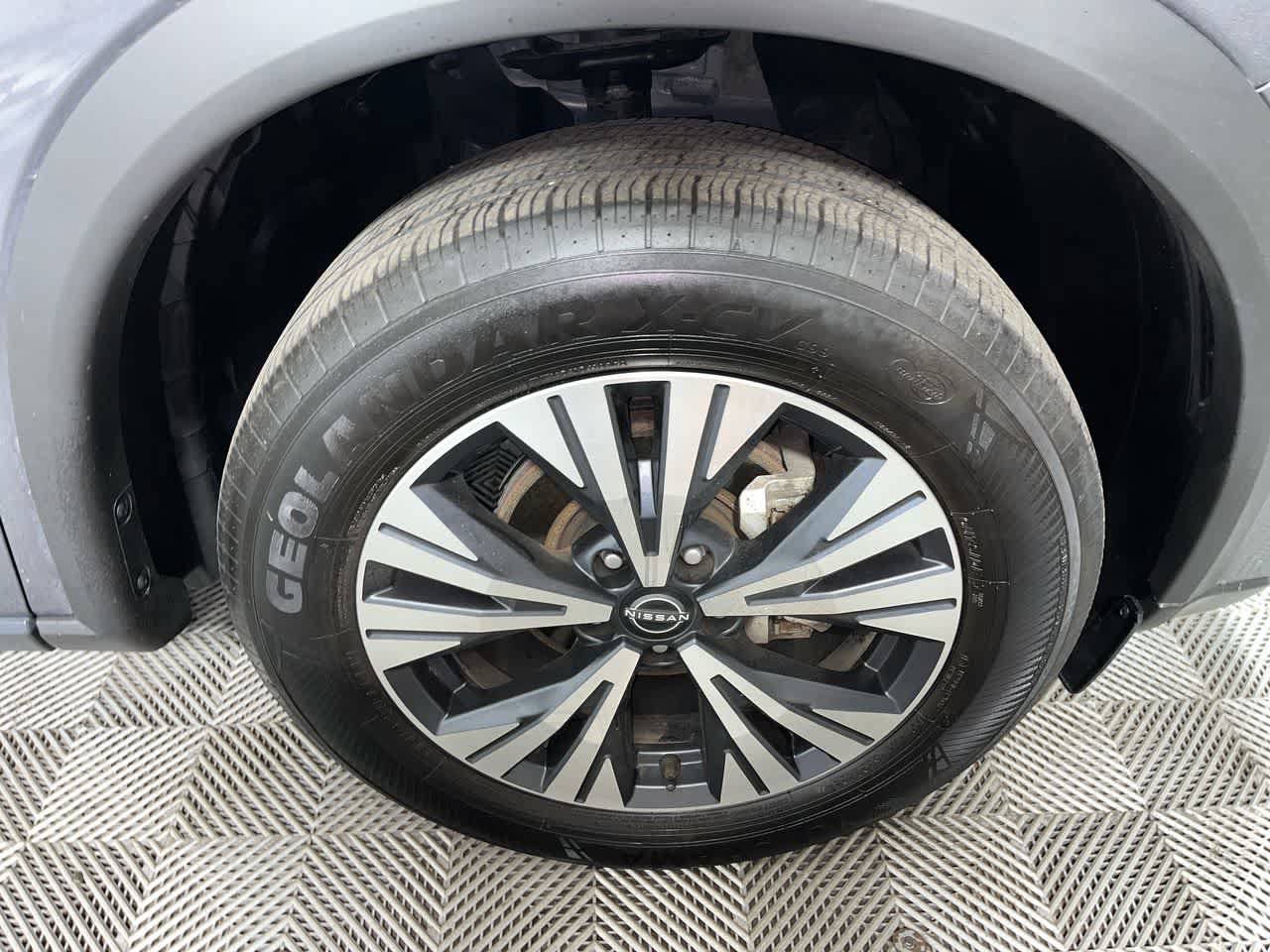 Used 2022 Nissan Rogue SV AWD/4WD image 10